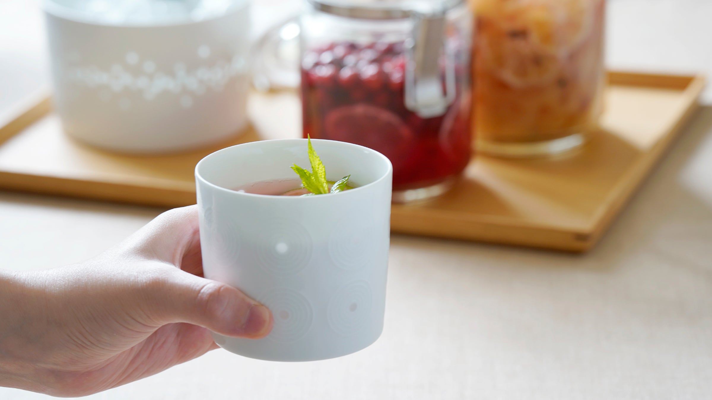 作家作品　蛍 夏の冷たいドリンクに「レリーフホタル」 | 白山陶器直営オンラインストア