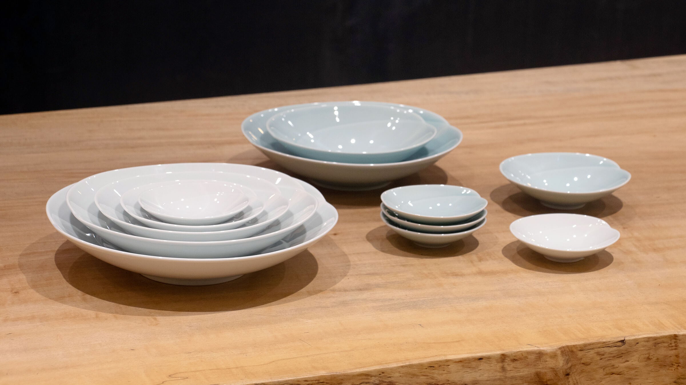 ともえ」シリーズ25周年、静かな美しさをHAKUSAN SHOPでご覧ください