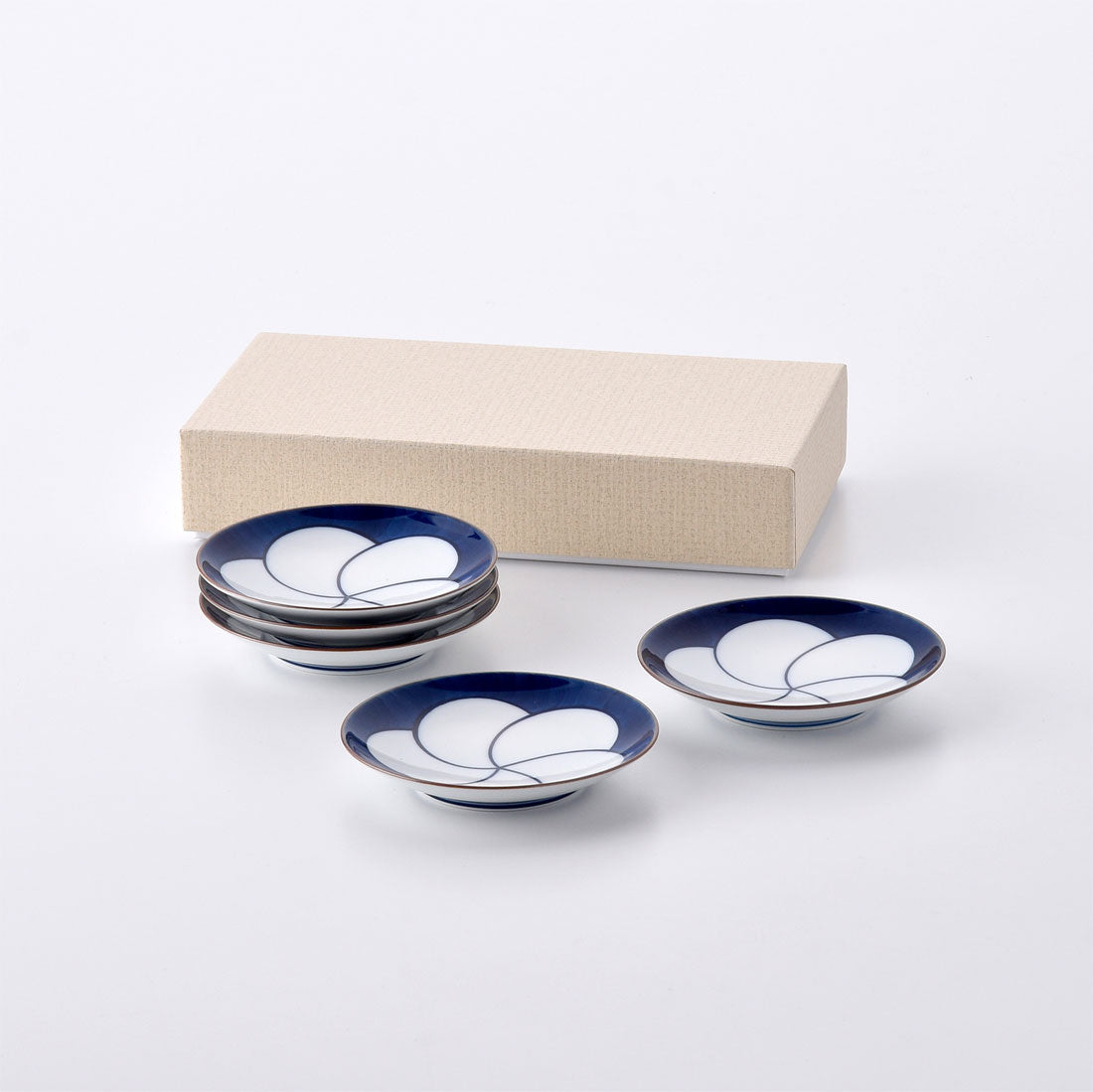 ギフト】ねじり梅 3寸和皿 5点セット | 白山陶器直営オンラインストア