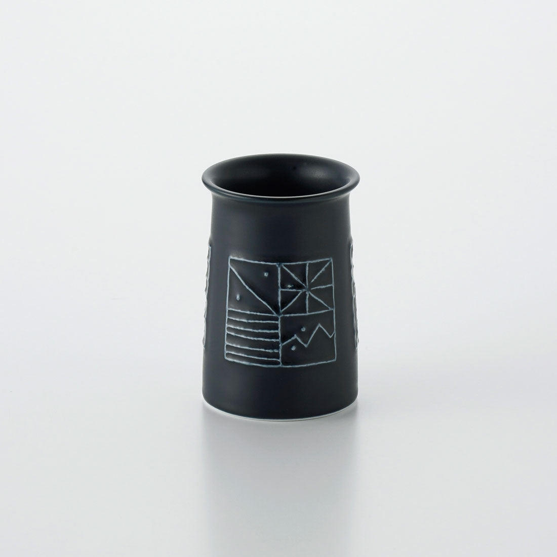 biscuit_pen-nav_ss1100-01.jpg?