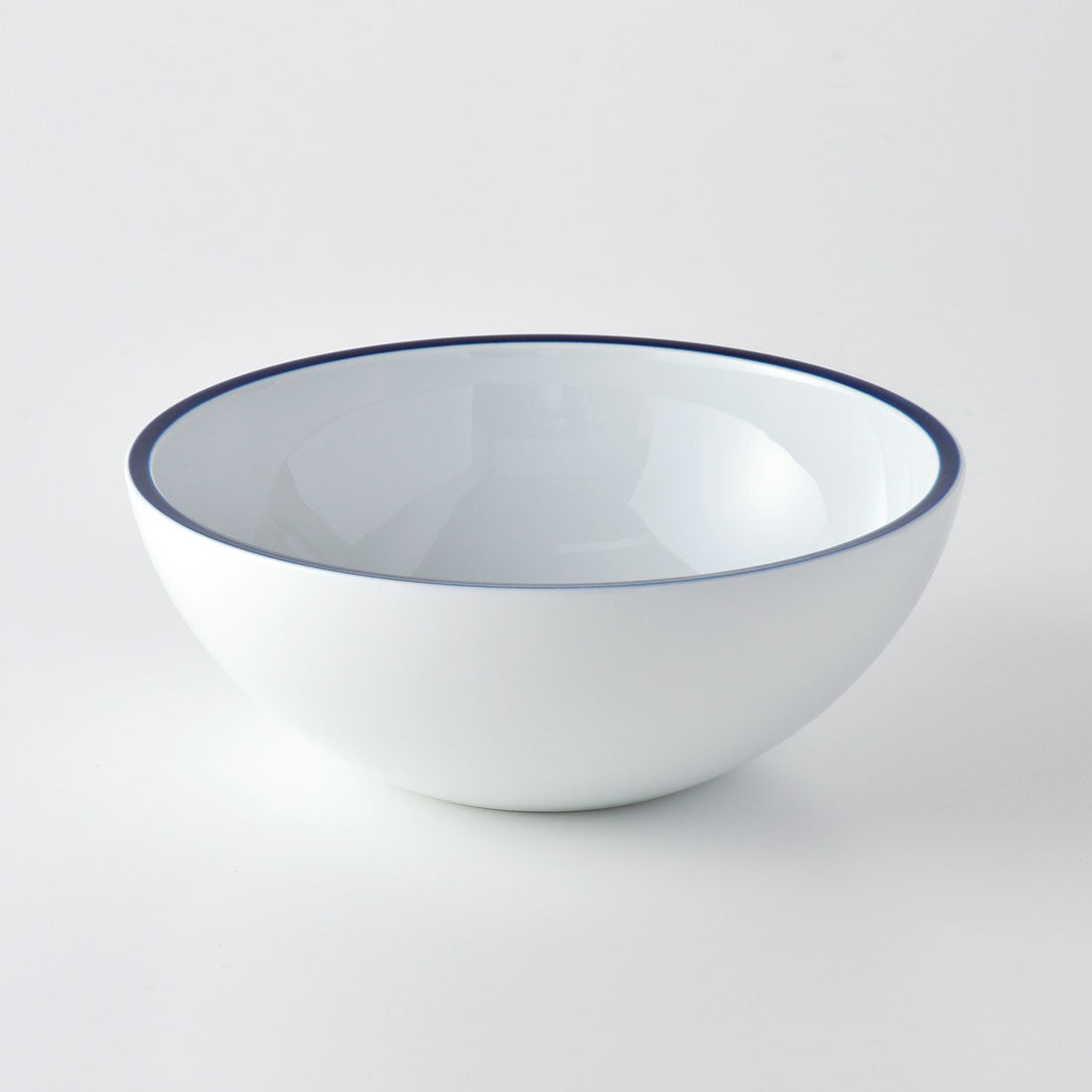 フチ呉須ボール 8号 | 白山陶器直営オンラインストア