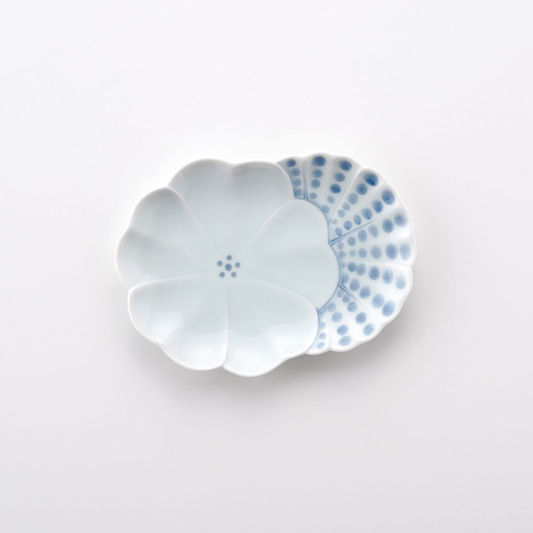 バラエティートレイ ベリー皿 花 | 白山陶器直営オンラインストア