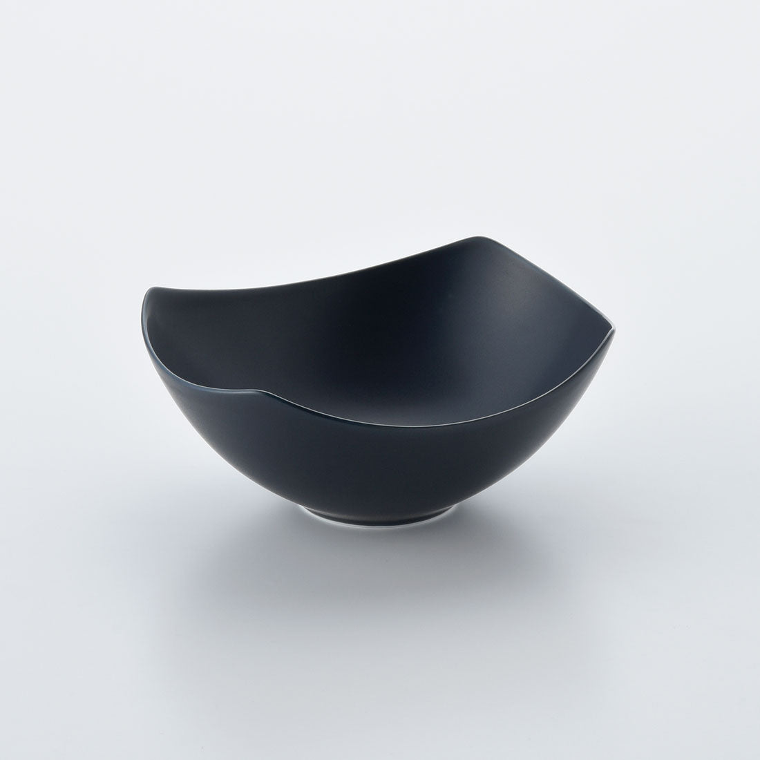 WAHOU 多用鉢 紺マット | 白山陶器直営オンラインストア