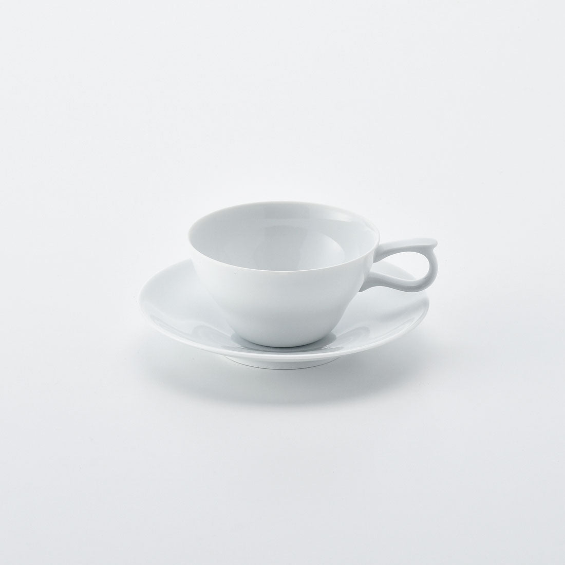 白磁　カップ　フランス f2b26d5bb643bd6069eedcd34b022d