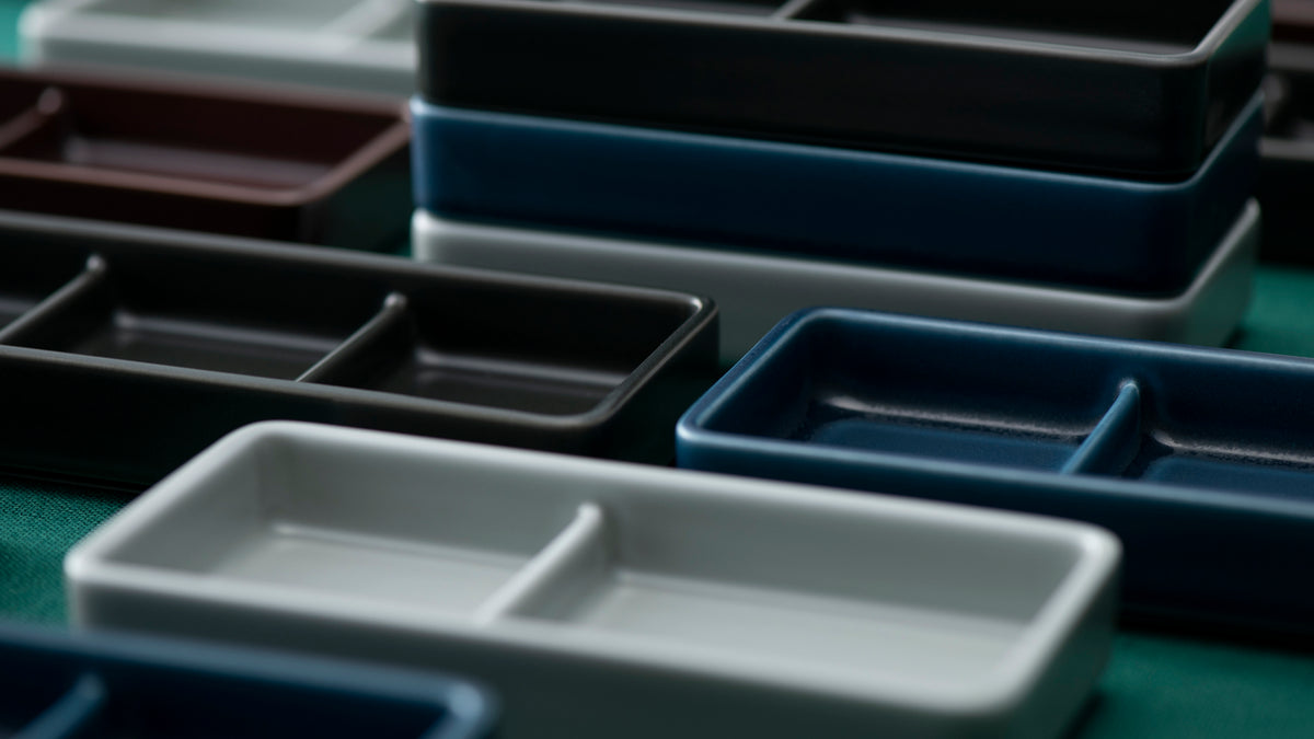 専用出品です白地の現代の古典柄 全て揃ったフルセット HAKUSAN holiday week 2024 | 白山陶器直営オンラインストア