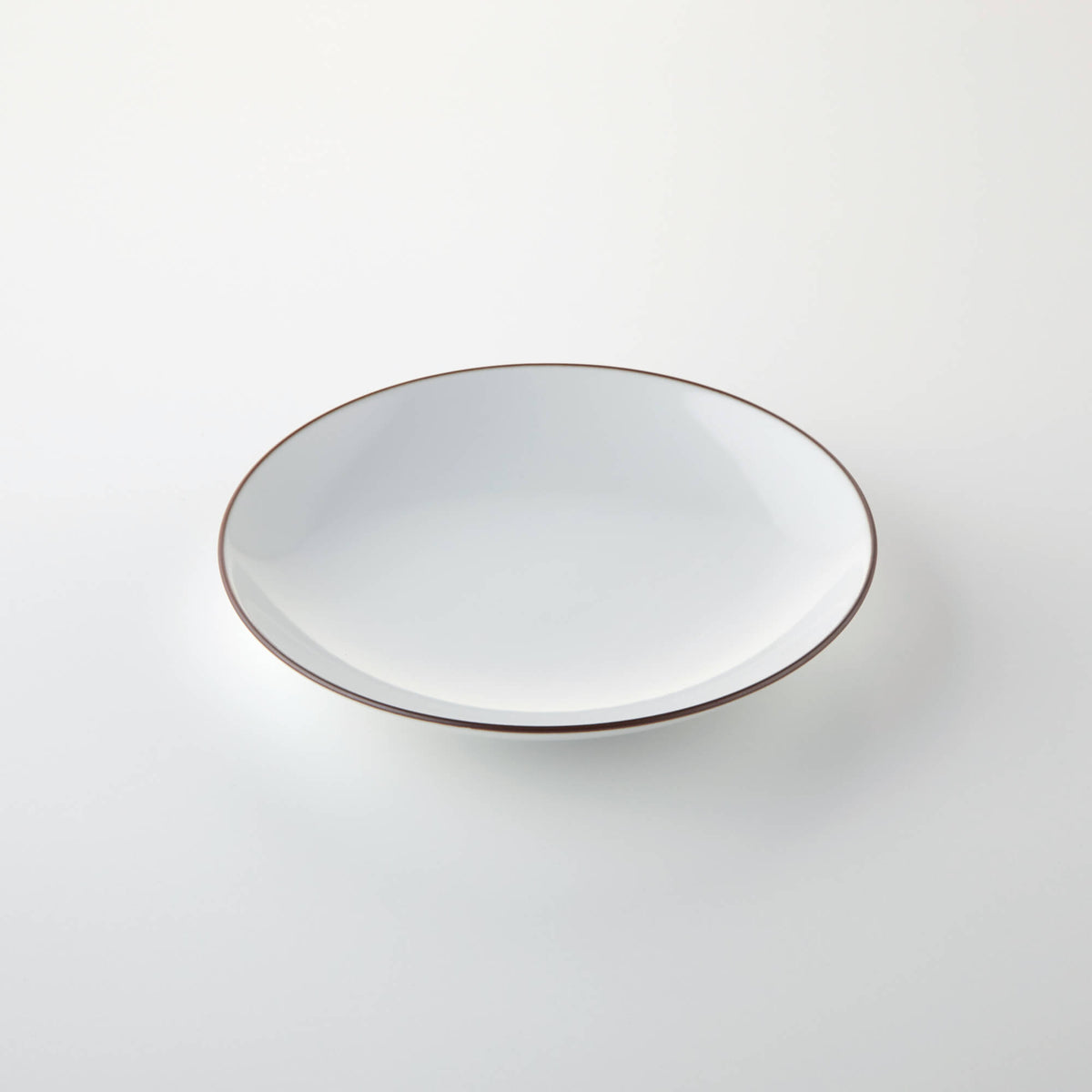 クラシック ケーキ皿 白マット | 白山陶器直営オンラインストア