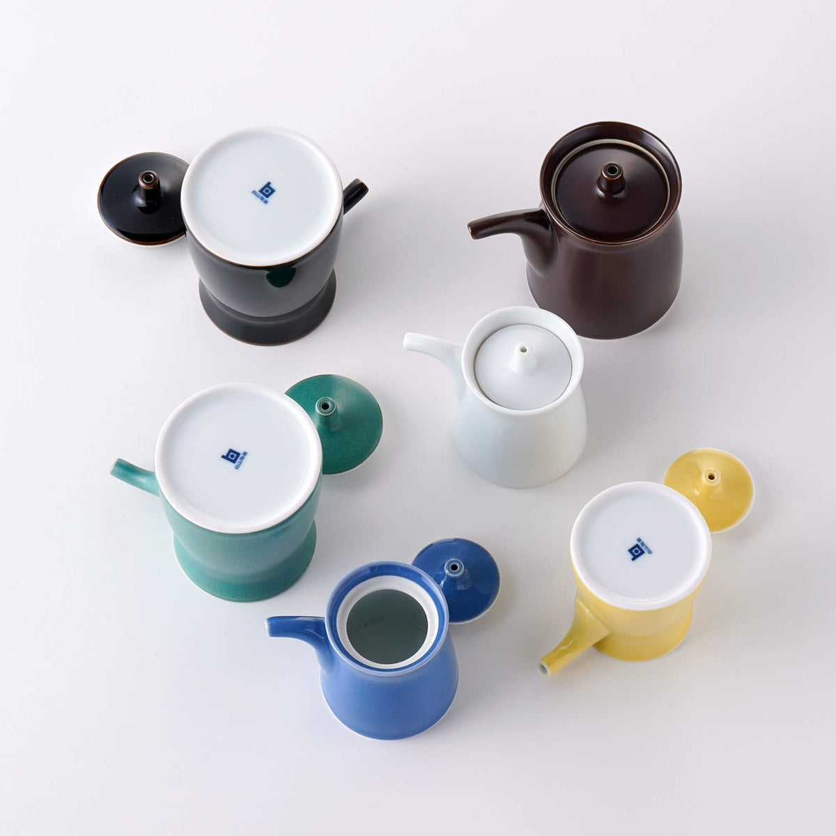 クラシック音楽大好きじいじ！急須　醤油差し　陶芸品 弘山陶苑】黒唐津 醤油差し 美濃焼 – BASIC AND ACCENT ONLINE STORE
