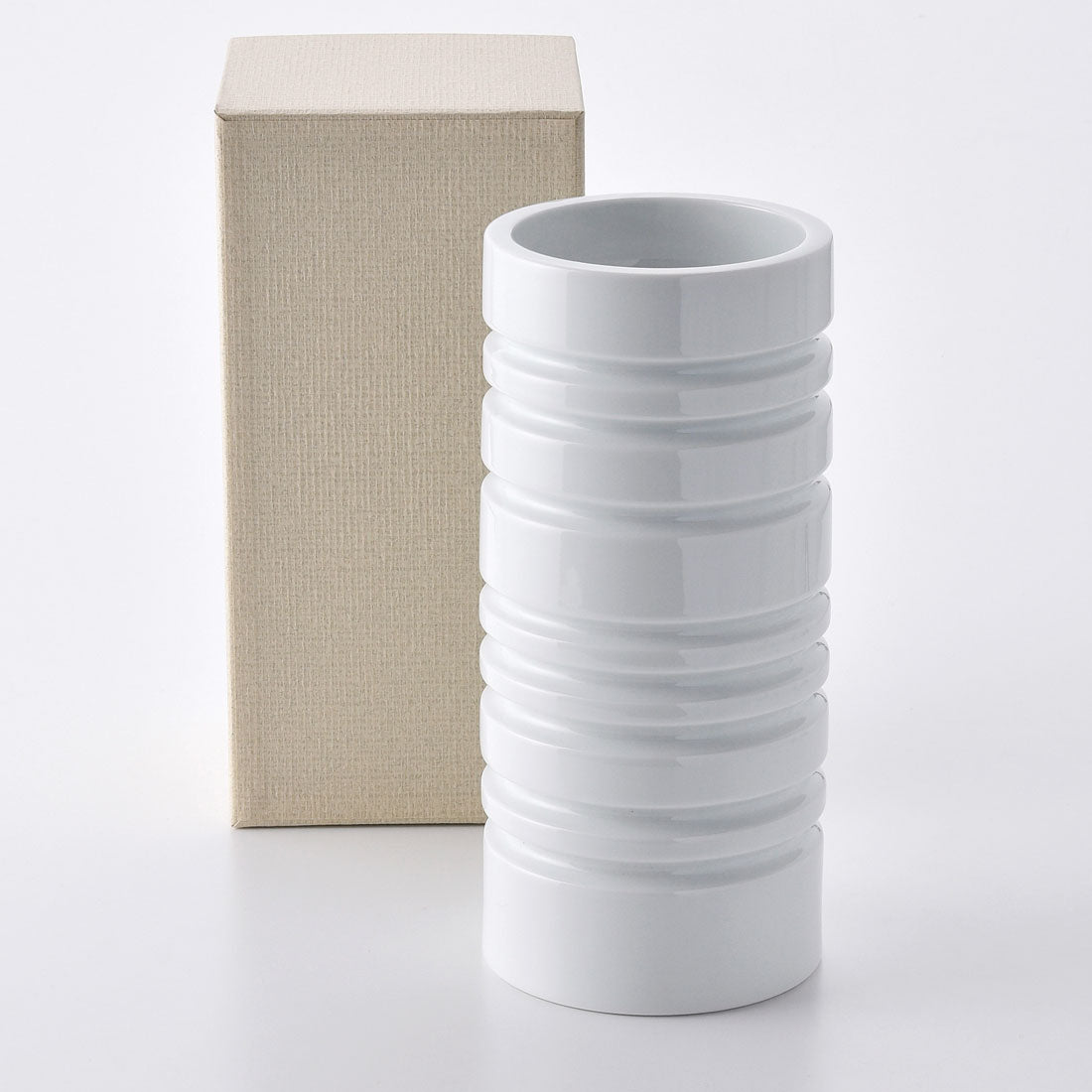 ギフト】B型花瓶 白磁 1点 | 白山陶器直営オンラインストア