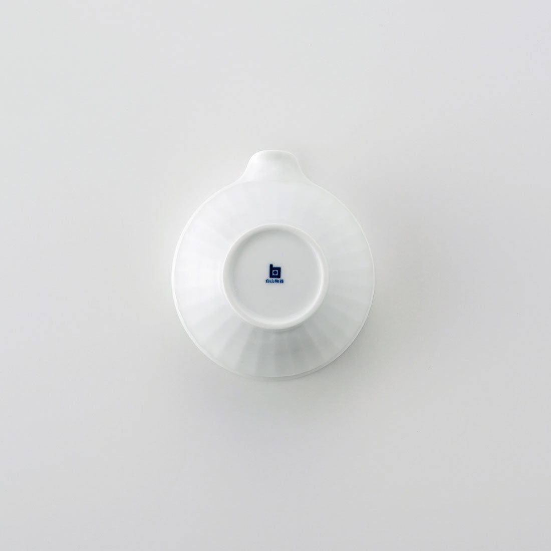 かんな彫 片口(大) しのぎ | 白山陶器直営オンラインストア