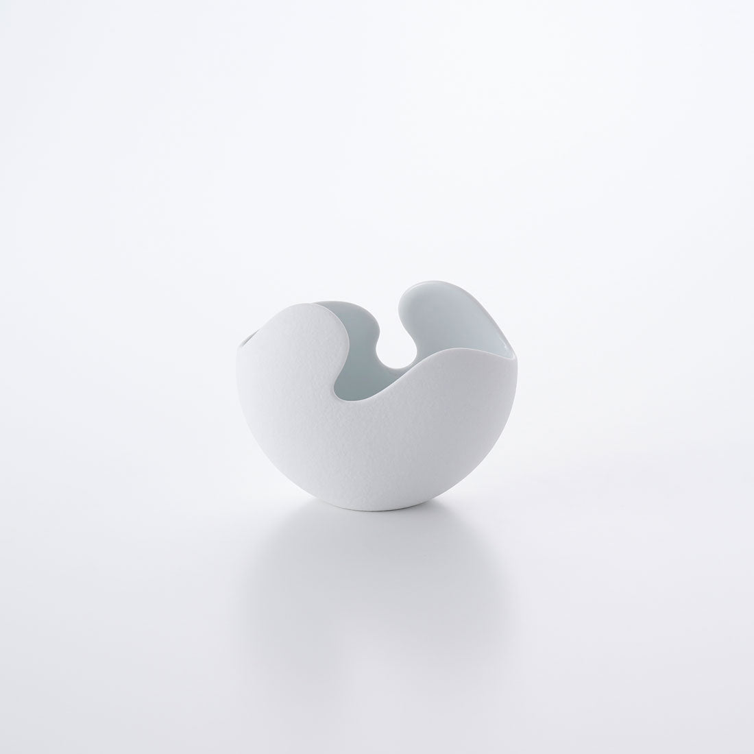 ライフシェルズ 花器(S) 花立て付 | 白山陶器直営オンラインストア