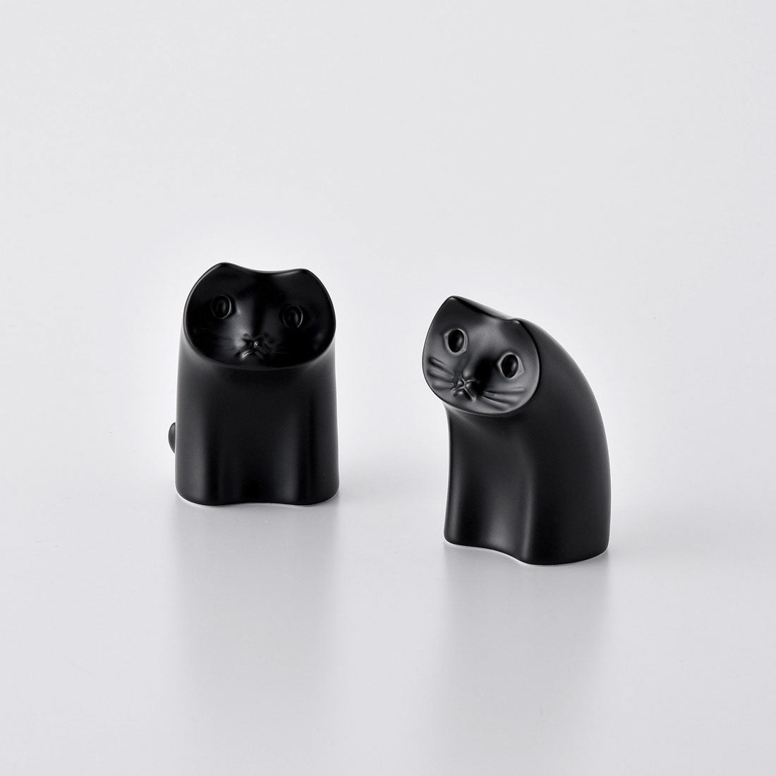 中古品【陶器製　猫】2点セット☆ Amazon.co.jp: 昭和レトロ ねこ 陶器 置物 インテリア JAPAN 2点