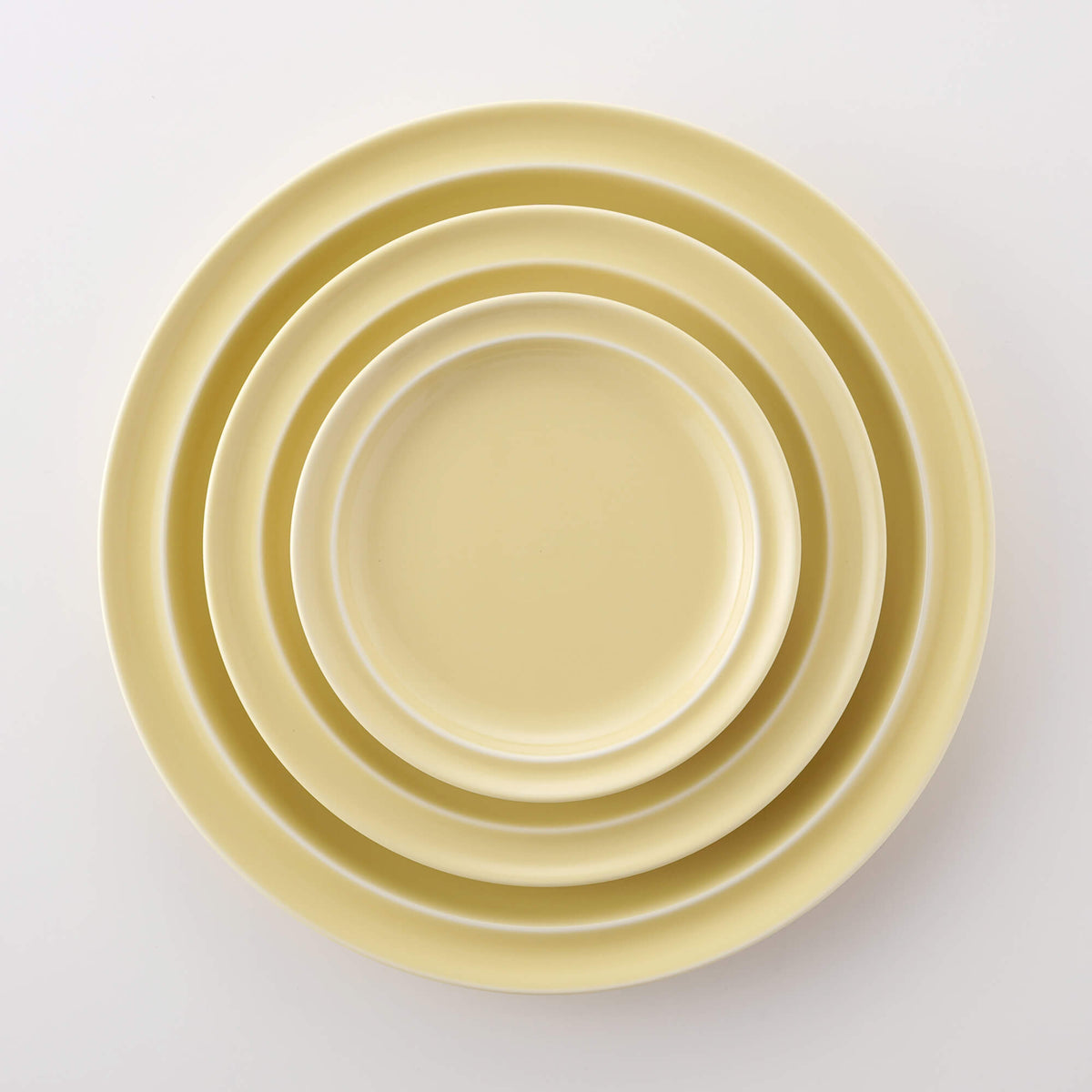 PASTO プレート(S) 黄マット | 白山陶器直営オンラインストア