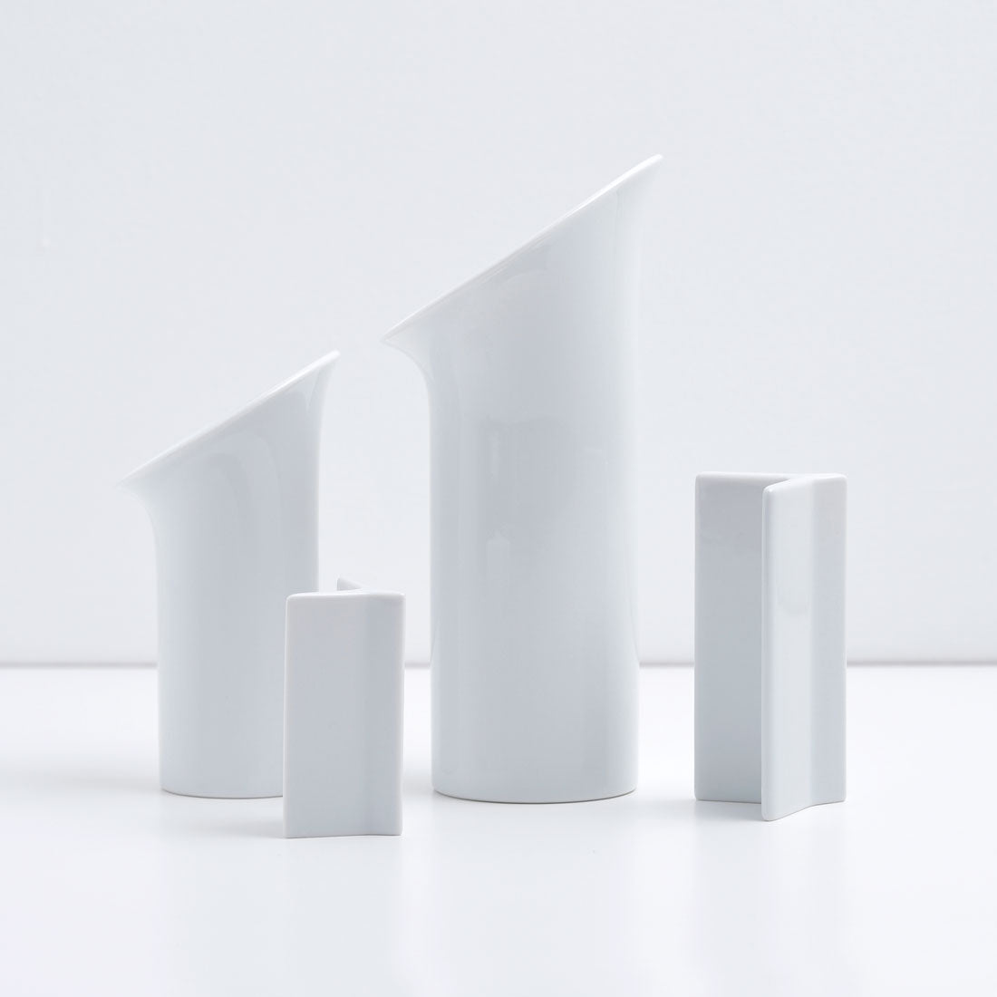 フォーン 花瓶 花留め付 | 白山陶器直営オンラインストア