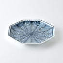 染付地紋 八角盛皿 矢羽根