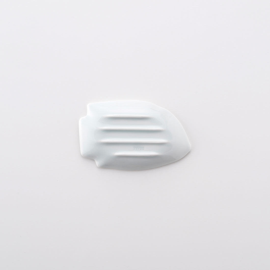 白山陶器　バラエティトレイ　ベリー皿　さかな　魚 バラエティートレイ プチトレイ さかな | 白山陶器直営オンラインストア